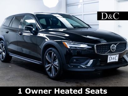 Used 2025 Volvo V60 B5 Cross Country Plus