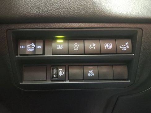 Certified 2025 Toyota Tundra Limited w/ Power Package AWD/4WD image 62
