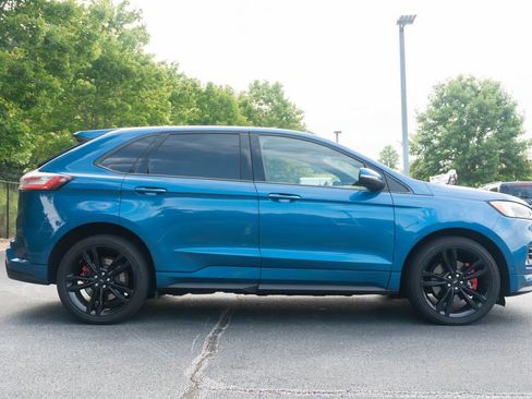 Used 2019 Ford Edge ST w/ Equipment Group 401A AWD/4WD image 12