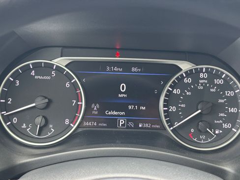 Used 2025 Nissan Sentra SV FWD image 35
