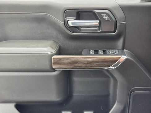 Certified 2020 Chevrolet Silverado 1500 LT w/ All-Star Edition AWD/4WD image 29