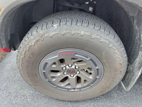 Used 2025 Nissan Frontier PRO-4X AWD/4WD image 19