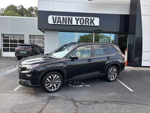 Certified 2025 Subaru Forester Touring w/ Popular Package - Touring AWD/4WD image 54