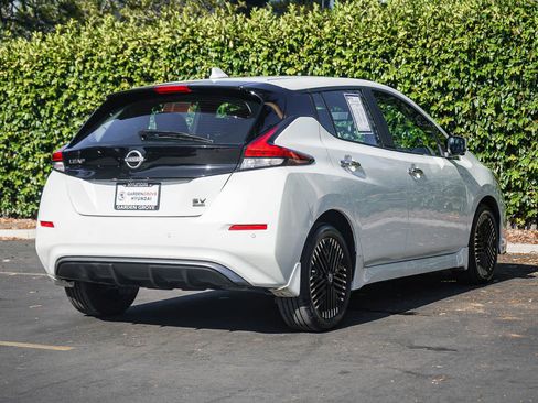 Used 2023 Nissan Leaf SV Plus FWD image 6