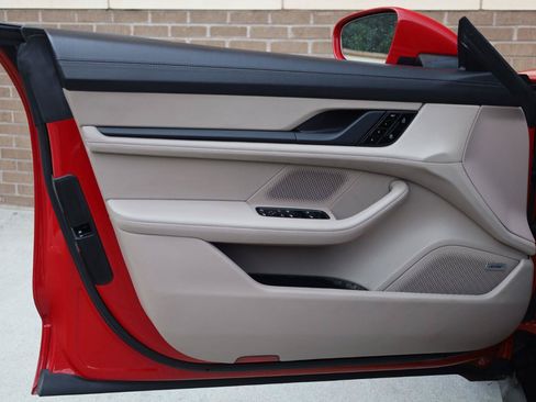 Used 2020 Porsche Taycan 4S w/ Premium Package AWD/4WD image 12