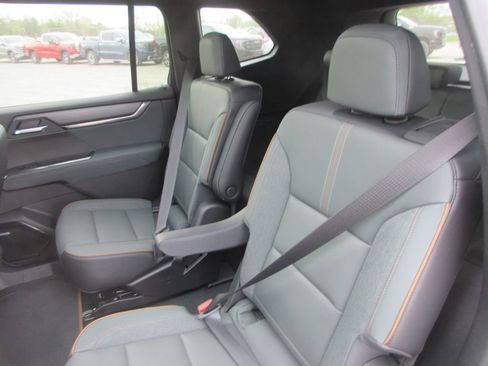 New 2026 GMC Acadia AT4 w/ Super Cruise Package AWD/4WD image 13