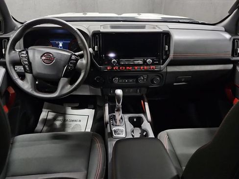 Used 2026 Nissan Frontier PRO-4X w/ Pro-4x Convenience Package AWD/4WD image 2