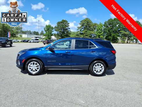 Used 2023 Chevrolet Equinox LT FWD image 2