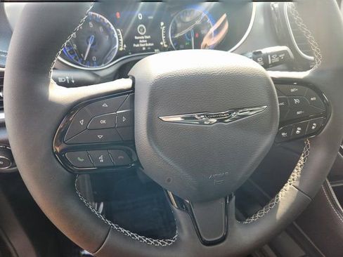 New 2026 Chrysler Pacifica Limited w/ S Appearance Package image 20