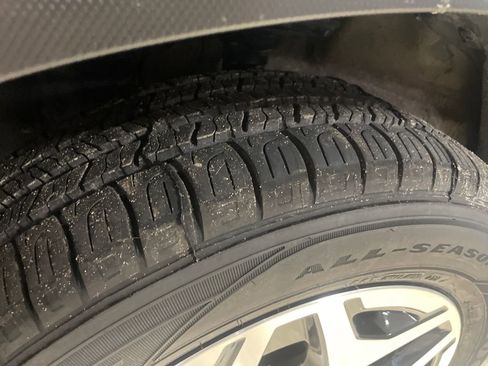 Certified 2023 Subaru Forester Premium AWD/4WD image 13