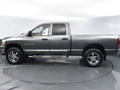 Used 2006 Dodge Ram 1500 Truck SLT image 2