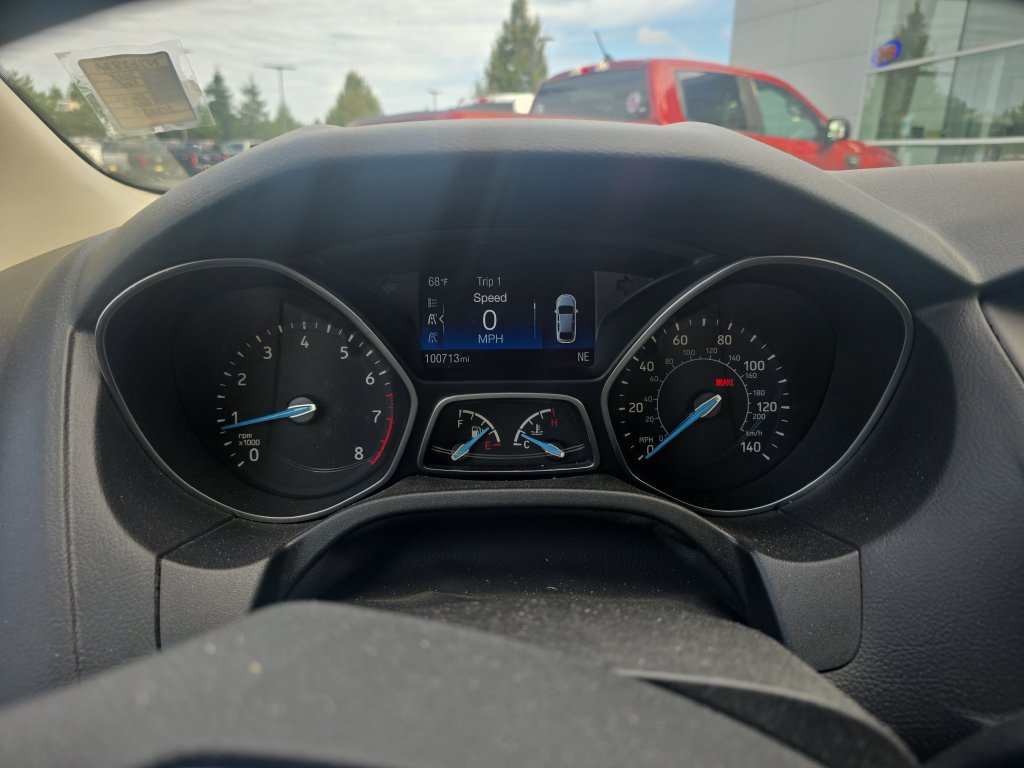 Used 2018 Ford Focus SE FWD image 12
