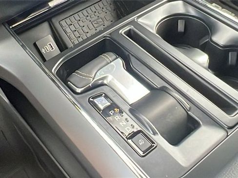 New 2025 Ford F150 Lightning Lariat image 33