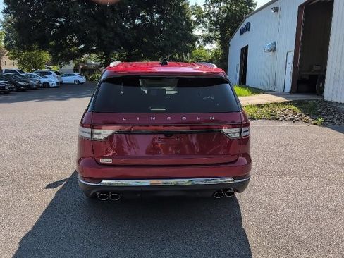 Used 2025 Lincoln Aviator AWD w/ Equipment Group 101A image 7