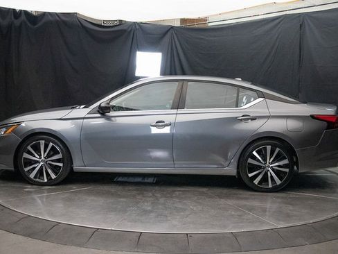 Used 2020 Nissan Altima 2.5 SR image 9