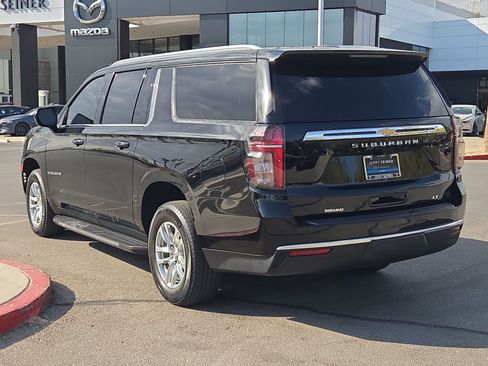 Used 2024 Chevrolet Suburban LT AWD/4WD image 3