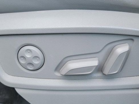 Used 2022 Audi Q5 2.0T Premium Plus w/ Premium Plus Package image 32