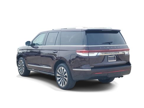 Used 2023 Lincoln Navigator Reserve AWD/4WD image 4
