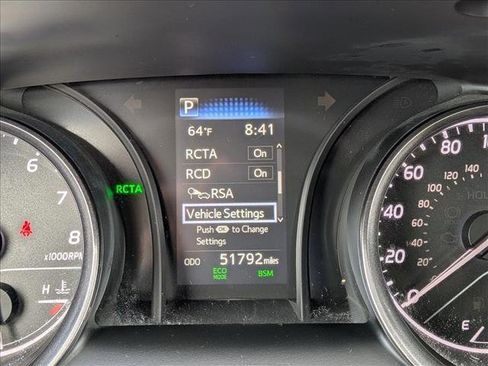 Used 2024 Toyota Camry SE FWD image 11