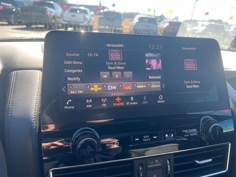 Used 2024 Nissan Armada SL w/ Midnight Edition Package image 11