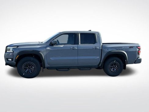 New 2025 Nissan Frontier PRO-4X w/ Tow Package image 2