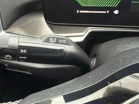 Used 2024 Kia Sorento S AWD/4WD image 14