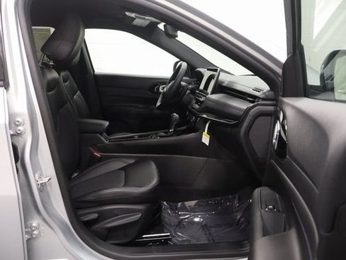 New 2026 Jeep Compass Latitude AWD/4WD image 15