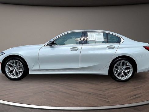 Used 2025 BMW 330i Sedan RWD image 7