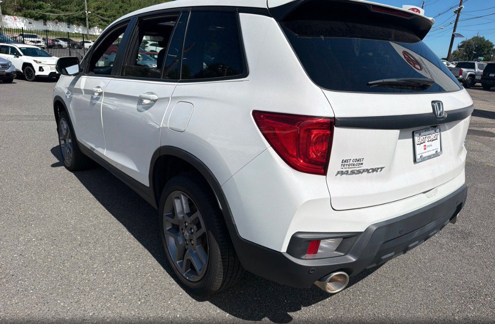 Used 2023 Honda Passport EX-L image 9