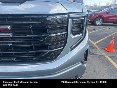 New 2026 GMC Sierra 1500 Elevation image 7