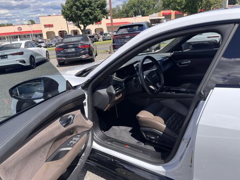 Certified 2023 Audi RS e-tron GT w/ Carbon Performance Package image 7