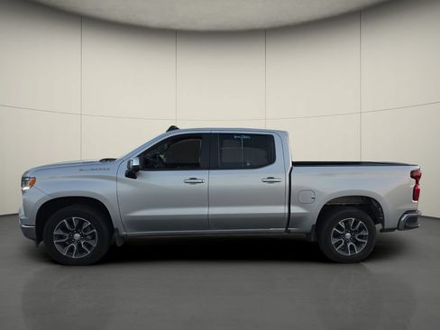 Used 2022 Chevrolet Silverado 1500 LT w/ Safety Package RWD image 5