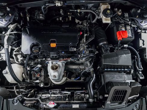 Used 2023 Honda HR-V LX image 11