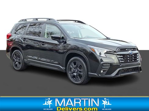 Used 2024 Subaru Ascent Onyx Edition image 1
