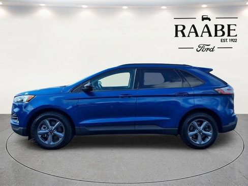 Used 2024 Ford Edge SEL w/ Sport Appearance Package AWD/4WD image 4