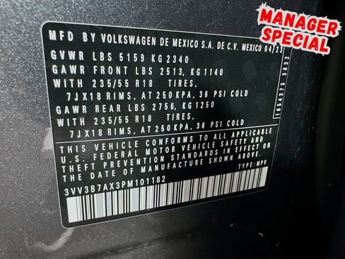 Used 2023 Volkswagen Tiguan SE FWD image 29