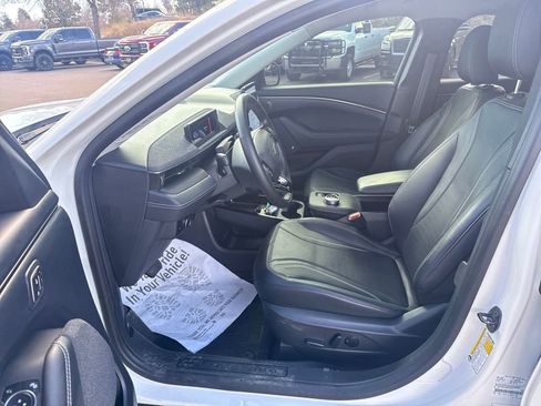 Certified 2024 Ford Mustang Mach-E Premium image 11