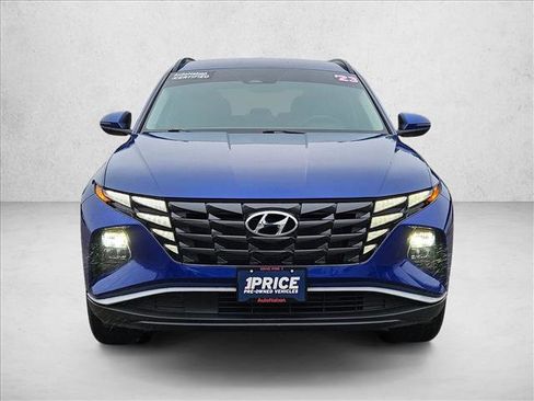 Used 2023 Hyundai Tucson SEL FWD image 2