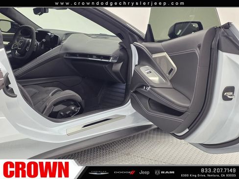 Used 2024 Chevrolet Corvette Stingray Premium Conv w/ Z51 Performance Package RWD image 18