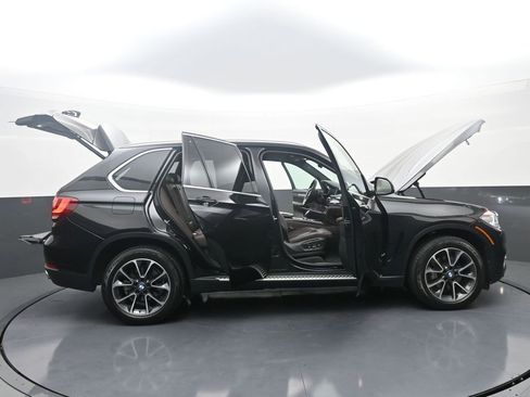 Used 2017 BMW X5 xDrive35i AWD/4WD image 45
