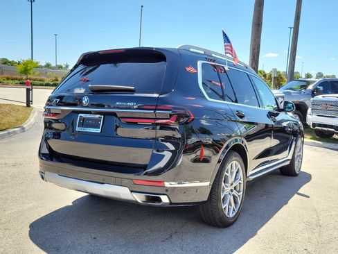 Used 2024 BMW X7 xDrive40i image 5