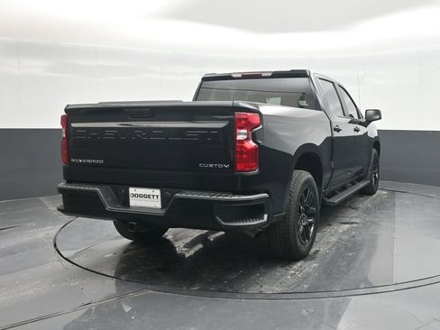 Used 2025 Chevrolet Silverado 1500 Custom image 24