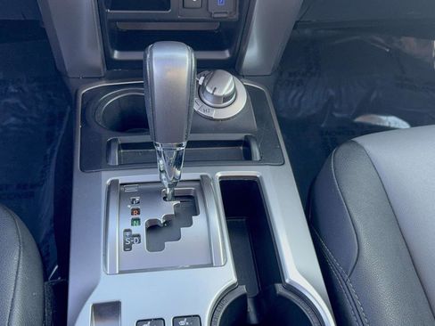Certified 2022 Toyota 4Runner SR5 Premium image 20