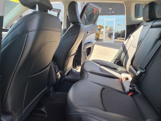 Used 2022 Jeep Compass Latitude AWD/4WD image 23
