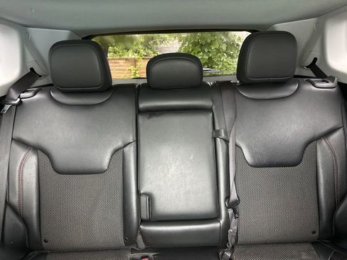 Used 2020 Jeep Compass Trailhawk w/ Cold Weather Group AWD/4WD image 15