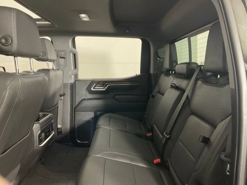 Used 2024 GMC Sierra 1500 Elevation w/ Elevation Premium Package AWD/4WD image 36