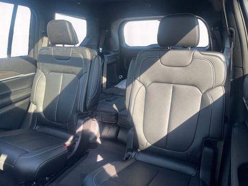 New 2026 Jeep Grand Cherokee L Limited AWD/4WD image 13
