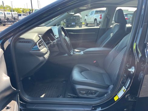 Used 2024 Toyota Camry SE FWD image 16