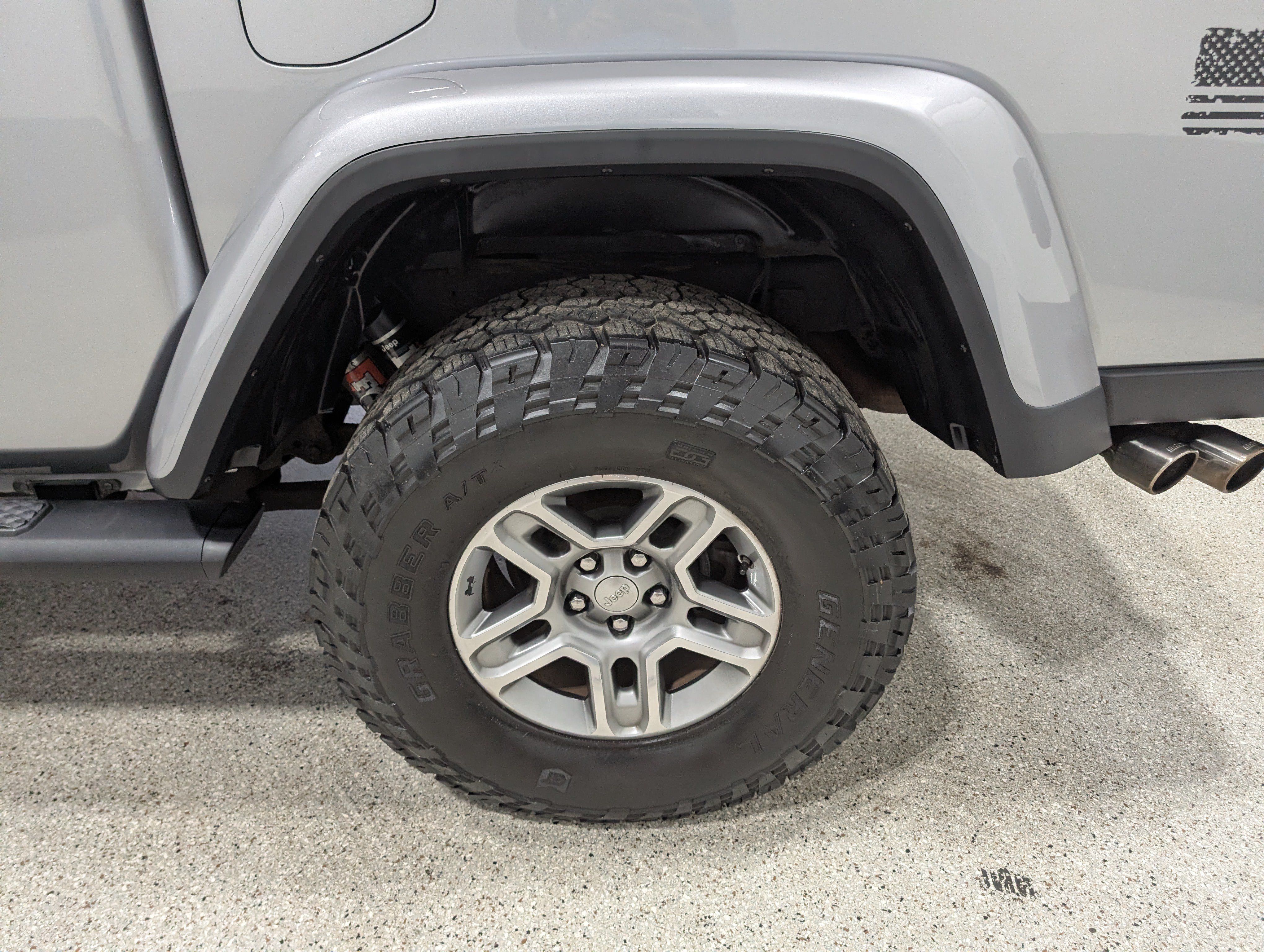 Used 2021 Jeep Gladiator Mojave AWD/4WD image 12