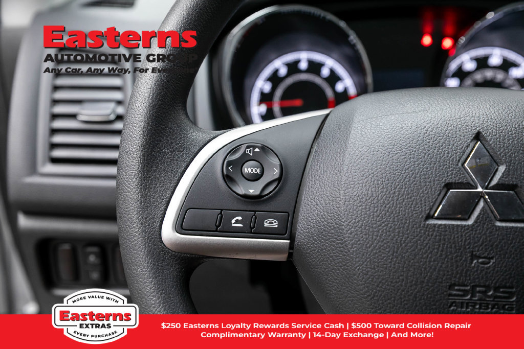 Used 2025 Mitsubishi Outlander Sport SE AWD/4WD image 16